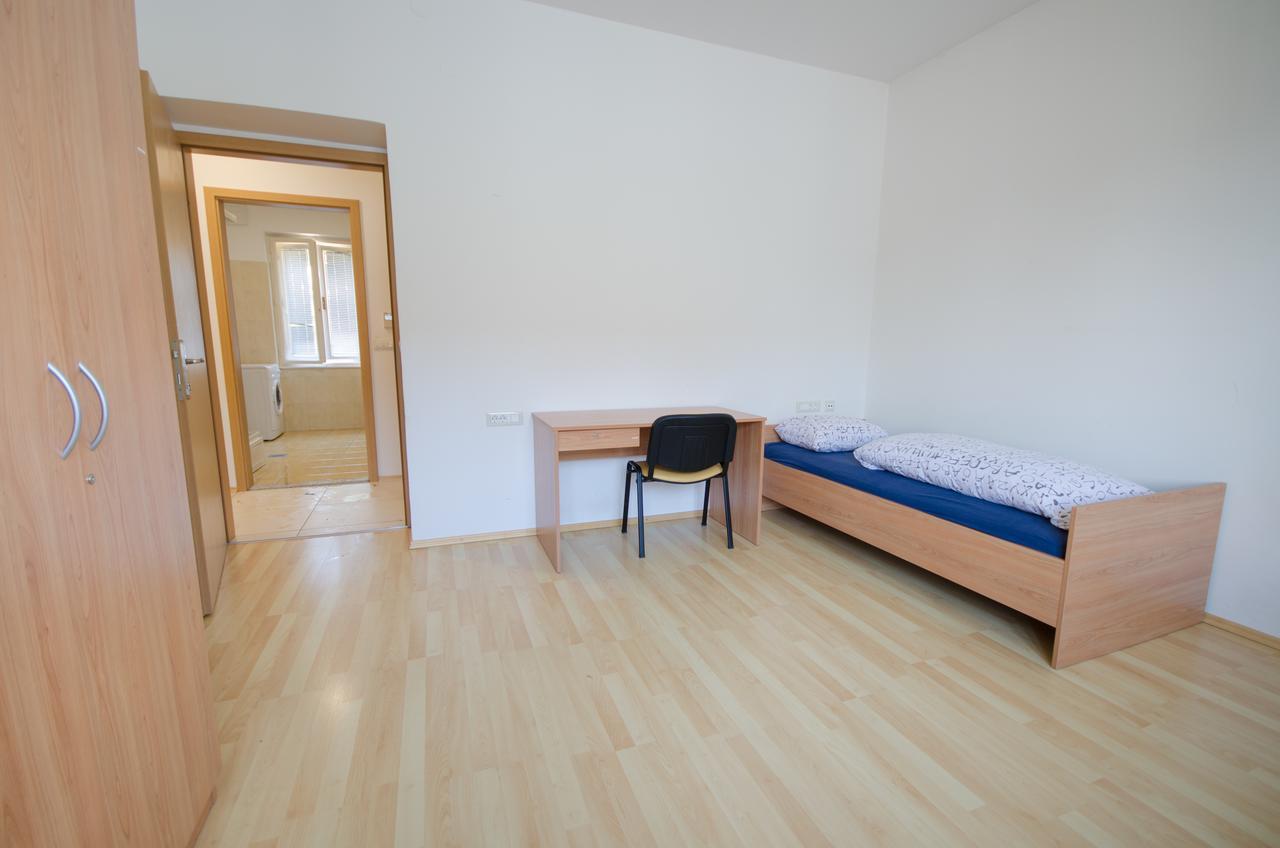 Glinska Rooms Ljubljana Exterior photo